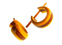 Load image into Gallery viewer, Pin Creolen Stick Ohrringe Holz 15mm hell rot braun
