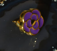 Load image into Gallery viewer, Edelstahl Rosenblüte Ohrstecker Emaille Amethyst gold - chic - net.de
