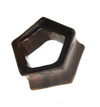 Load image into Gallery viewer, Flesh Tunnel Holz Fünfeck Pentagon dunkel double flared - chic - net.de
