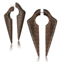 Cargar imagen en el visor de la galería, Javanisches Batik Fake Piercing Narra - Holz Ohrring 1mm - chic - net.de
