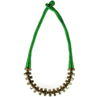 Load image into Gallery viewer, Kette Messing Scheiben grün gold Blumen Seidenfaden nickelfrei 46 cm antik Tribal Brass - chic - net.de
