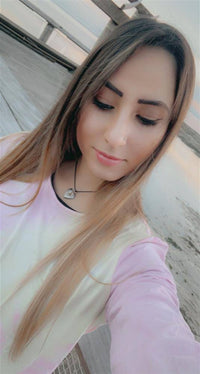 Load image into Gallery viewer, Nasenstecker silber Edelstahl dreickig weiß Zirkonia - chic - net.de
