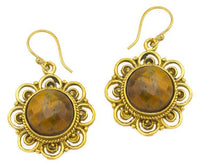 Load image into Gallery viewer, Ohrringe Tigerauge facettiert Blume Bögen Messing antik golden Tribal 25 mm - chic - net.de
