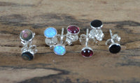 Load image into Gallery viewer, Ohrstecker 925 Silber Stein rund Garnet Opal Onyx Paua - chic - net.de
