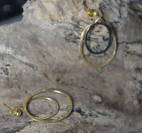 Load image into Gallery viewer, Ohrstecker Silber 925 vergoldet Ellipsen gold schwarz - chic - net.de
