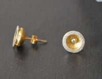 Load image into Gallery viewer, Ohrstecker vergoldet 925 Silber Rand Kelch Zirkonia - chic - net.de
