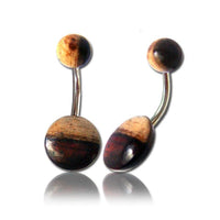 Cargar imagen en el visor de la galería, Organic Tamarinden Holz zweifarbig Bauchnabelpiercing Scheibe rot hell Bananenpiercing Edelstahl - chic - net.de
