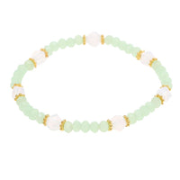 Load image into Gallery viewer, Perlenarmband Brass golden Ringe Kristalle hellgrün weiß schillernd verstellbar - chic - net.de
