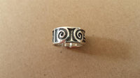 Load image into Gallery viewer, Silberring massiv Muster Vögel dunkel oxidiert Ring 925er Sterling Silber Ringschmuck Damen - chic - net.de
