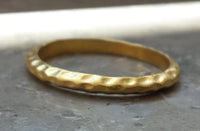 Cargar imagen en el visor de la galería, Silberringe Ring 925 Sterling Silber vergoldet dünn gehämmert - chic - net.de
