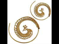 Load image into Gallery viewer, Spiralen Ohrringe Brass dick Pfau antik golden Tribal Piercing - chic - net.de
