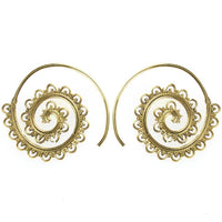 Cargar imagen en el visor de la galería, Spiralen Ohrringe Dreiecke Bögen Kerbe Messing Brass antik golden nickelfrei Piercing Tribal Schmuck - chic - net.de
