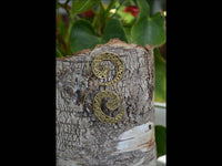 Load image into Gallery viewer, Spiralen Ohrringe S - Formen Spiralen Messing Brass antik golden Tribal Ohrhänger - chic - net.de
