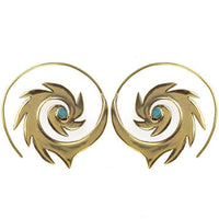 Load image into Gallery viewer, Spiralen Ohrringe Türkis Flammen Messing antik golden nickelfrei Piercing Tribal Brass Schmuck - chic - net.de
