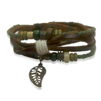 Load image into Gallery viewer, Surfer Lederarmband grün Blatt Bündel Bänder Holz Brass verstellbar Leder Schnur nickelfrei - chic - net.de

